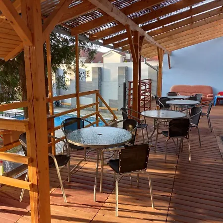 Alegria Homestay *
