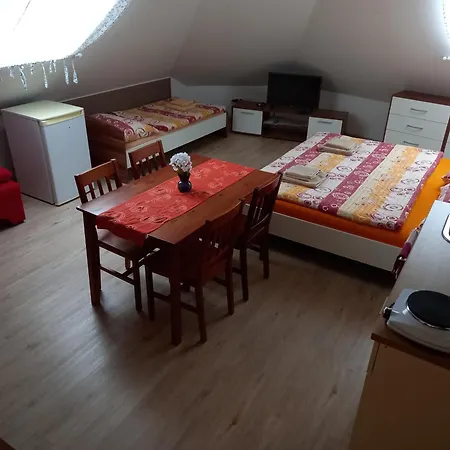 Alegria Homestay *